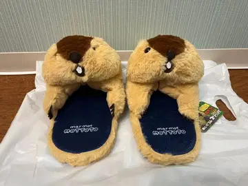 마모트의 마모토토 안아주는 봉제 인형 슬리퍼 [아타로]