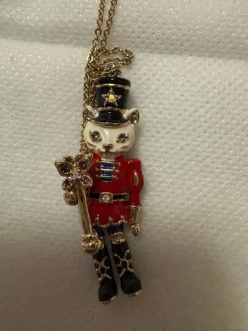 ANNA SUI 캣 병정 목걸이