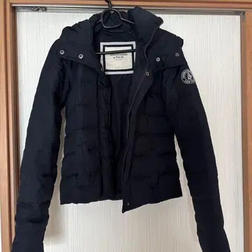 Abercrombie & Fitch 블랙 다운 자켓 S