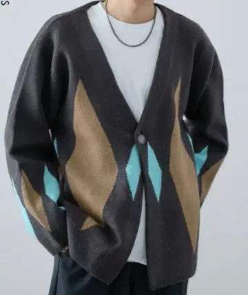 improves 아가일 재규어 니트 가디건 새상품급