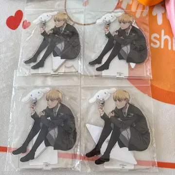 진격의 거인 알민 산리오 아크릴 스탠드 4개 세트