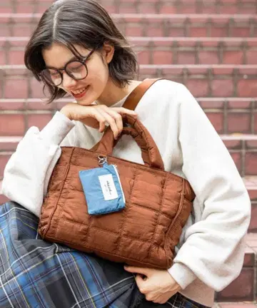 니코앤드 브라운 퀼팅 퀼트 토트백