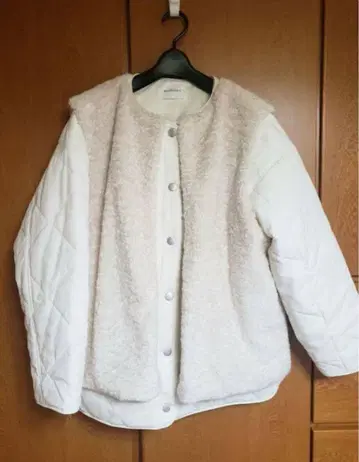 아카이브 퍼 포함 퀼팅 자켓 아이보리 M archives