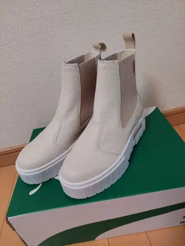 PUMA 사이드 고어 부츠 베이지 통굽