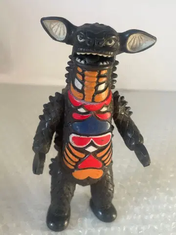 울트라맨 괴수 갼고