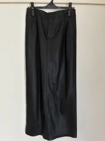 [ CITY SHOP ] 인조 가죽 롱 스커트