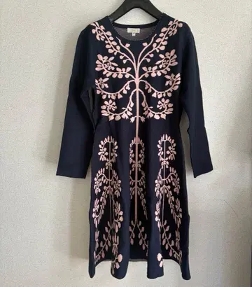 [ 새상품급 ] Liebe 아비스테 니트 원피스 40