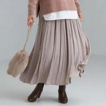 유나이티드 애로우즈 롱 플리츠 스커트