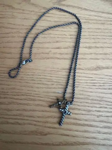 클라이미 목걸이