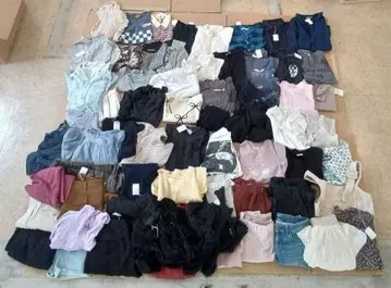 묶음 판매 여성용 의류 23점 adidas zara UNIQRO 브랜드