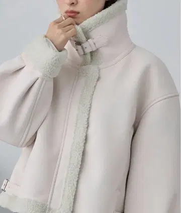 [ nui nullu ] 2WAY 숏 B-3 무스탕 자켓