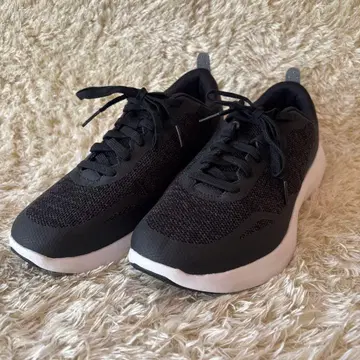 컨디션 최상 PUMA 푸마 스니커즈 SOFT FOAM+ 블랙 27cm