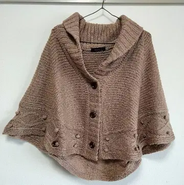 [새상품급] PAGEBOY 판초 니트 케이프 싸개 버튼 브라운 M