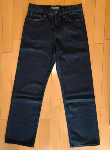 [ 새상품급 ] UNIQLO JW ANDERSON 스트레이트 청바지 26
