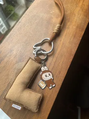 POP MART L자형 키링 러브브