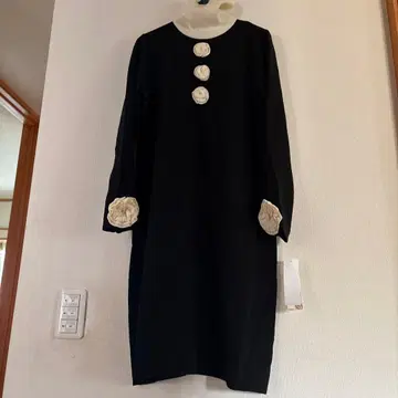 슈퍼 뷰티 꽃 모티브 니트 원피스