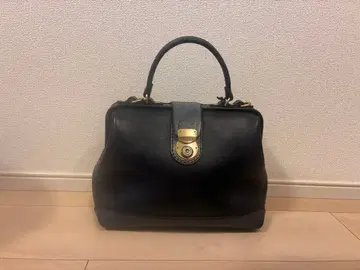 헬츠 보나르 샘플룸 상품