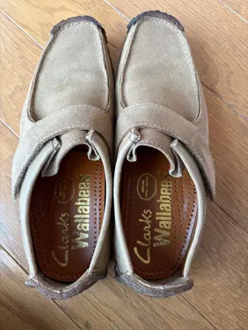 Clarks Wallabees 베이지 모카신