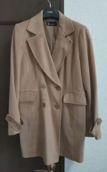 FESMY (주)타키히요 베이지 더블 브레스트 코트 13AR