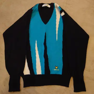 Lyle & Scott V넥 스웨터