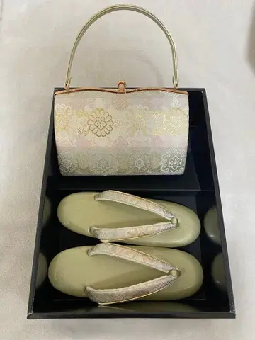 성인식 일본 정통 의상 소품