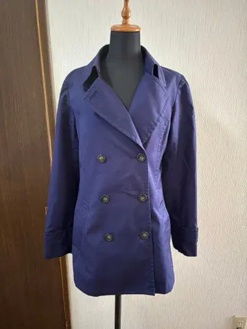 23구 네이비 트렌치코트