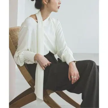 NOBLE 아지메 스카프 블라우스