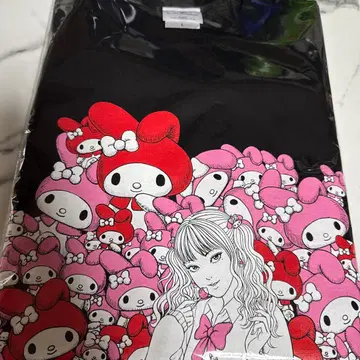 이토 준지 x 산리오 캐릭터즈 토미에 갸루 마이멜로디 T셔츠 L 사이즈
