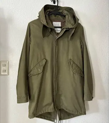 저널 스탠다드 모즈 코트