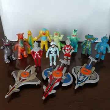 울트라맨 시리즈 피규어 세트