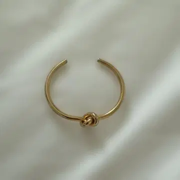 골드 매듭 디자인 뱅글