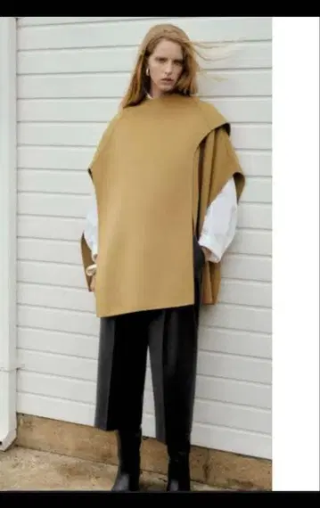 완판! 새상품 COS 울 케이프 코트 카멜 베이지