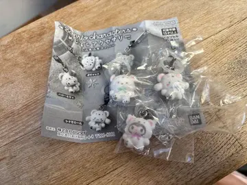 산리오 메지루시 참 포근포근 스노우 시나모롤 포차코 쿠로미