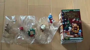 SNOOPY 크리스마스 나이트 피규어 [ 익명 배송 ]