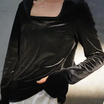 ELLIE 엘리 벨로아 상의