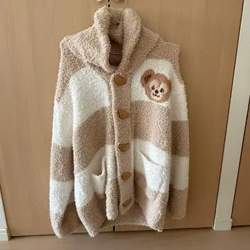 디즈니씨 한정 젤라피케 더피 가디건