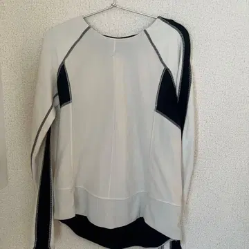 Lululemon 긴팔 플리스 화이트 블랙