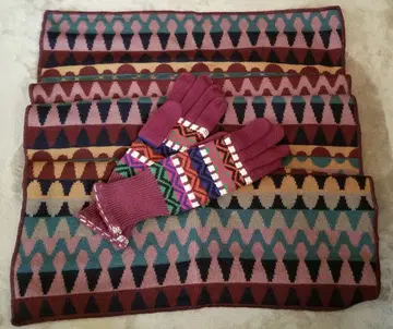 MISSONI 기하학 패턴 머플러 장갑과 세트