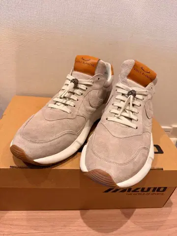 VOILE BLANCHE 베이지 스니커즈