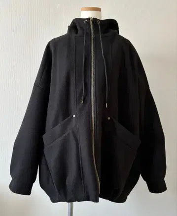 기간 한정 보이즈룸 오버 사이즈 후드 부착 자켓 블랙