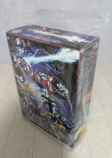 로보도 볼트론 Voltron threezero