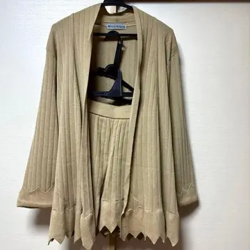 니트 셋업 가디건 숏팬츠 큐롯 울 혼방 베이지