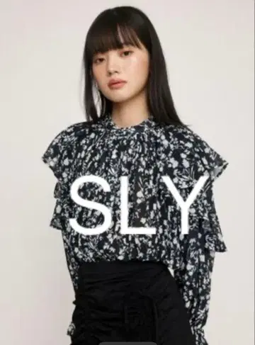 SLY 플라워 시폰 블라우스 스라이
