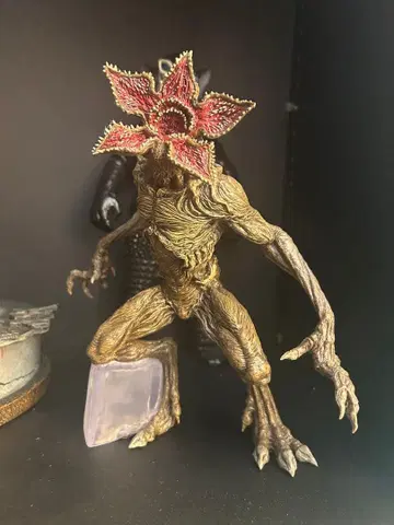 데모고르곤 피규어 라스트 원상