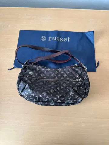 러셋 숄더백 수납 가방 포함