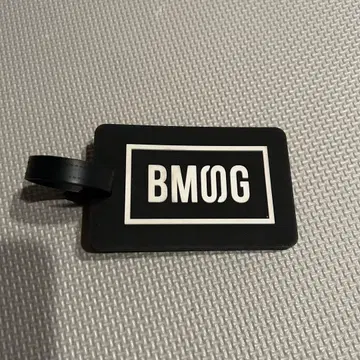 BMSG 로고 러기지 택