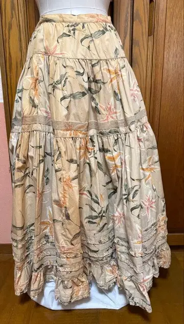 판매 12/5까지 KANEKOISAO 롱 스커트