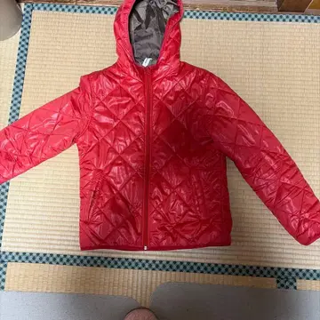 레드 퀼팅 다운 자켓 후드 부착