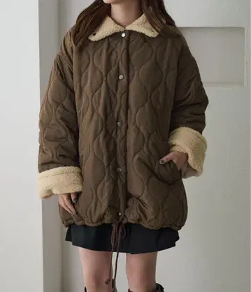 아프레 주르 클레어 퀼팅 보아 자켓