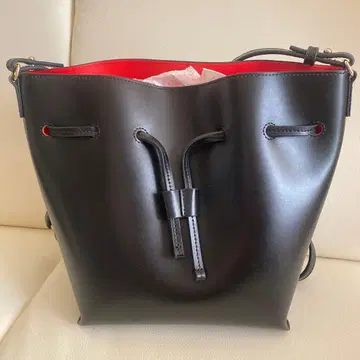 블랙 가죽 복조리형 숄더백